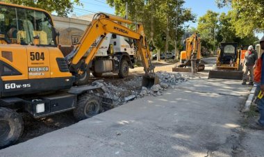 Avanza la pavimentación de avenida España, en Capital
