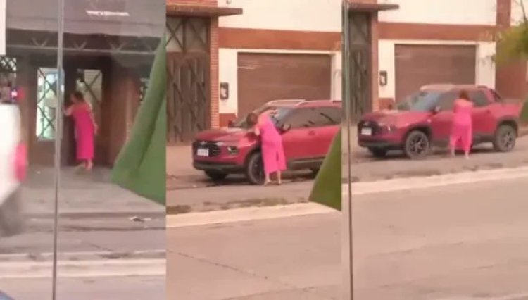 Una mujer destrozó a martillazos el parabrisas del auto de su ex en plena calle