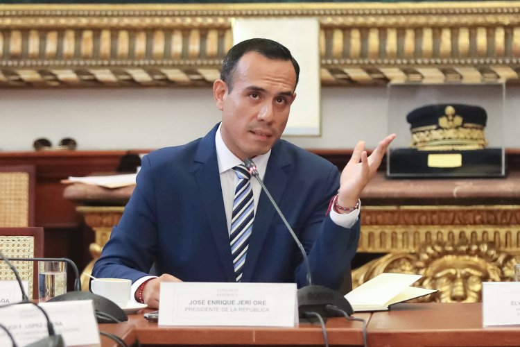 Perú: el Congreso destituye al presidente José Jerí