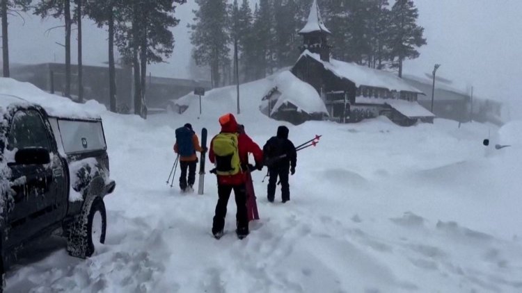 Murieron ocho esquiadores tras una avalancha en California
