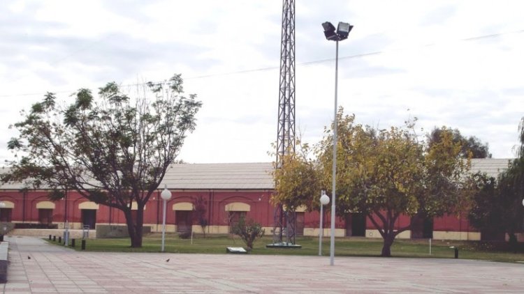 Con una muestra abierta, cierra el taller de verano “Pies Descalzos”