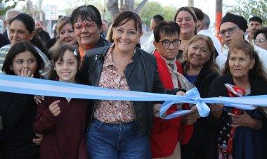 El Barrio Dr. Leopoldo Bravo disfruta de su nueva plaza y la iluminación LED
