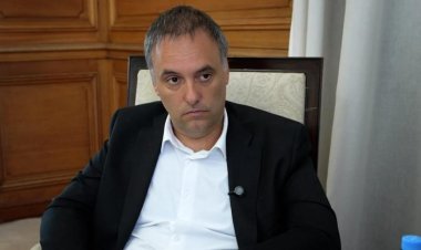 Cuánto durará Manuel Adorni como jefe de Gabinete?