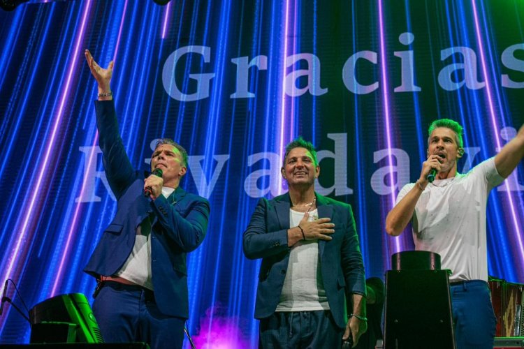 Más de 55 mil personas vivieron a pleno la fiesta Rivadavia en Colores