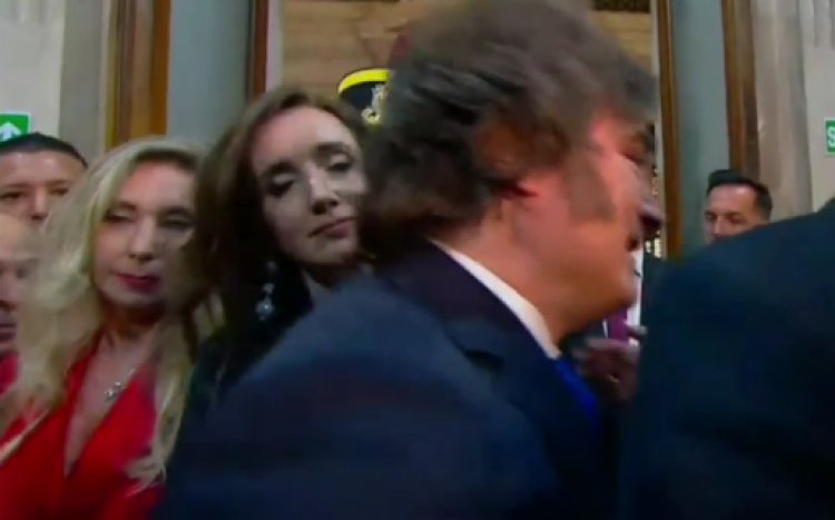 El dardo de Javier Milei a Victoria Villarruel en el Congreso: "Soñar con abrazar el sillón de Rivadavia"