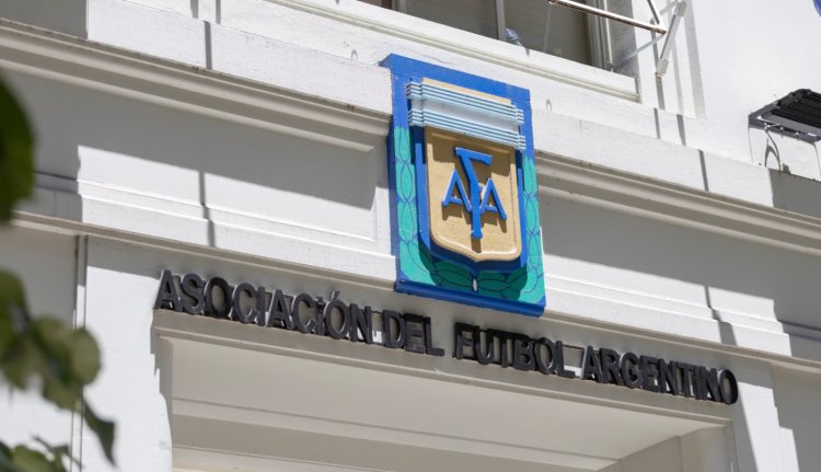 Paro del Fútbol Argentino: se reúnen los dirigentes en AFA para definir si se levanta o no