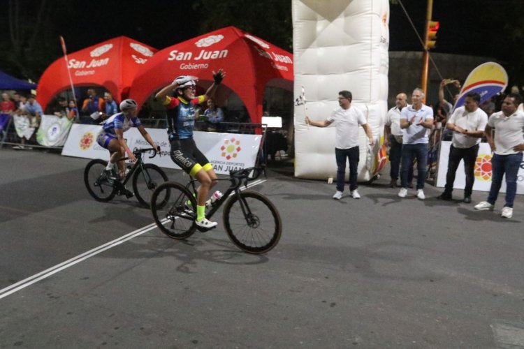 Valentina Tapia ganó el Prólogo de la Vuelta a San Juan Damas 2026