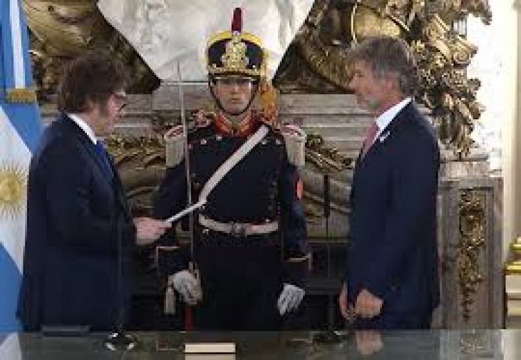 Mahiques asumió como nuevo ministro de Justicia de Javier Milei