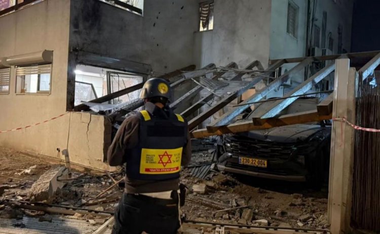 Misil iraní impactó en Tel Aviv y dejó dos muertos en un edificio residencial