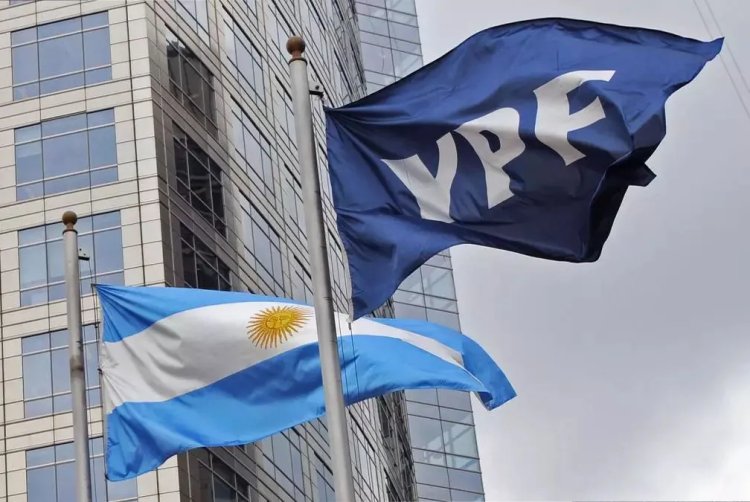 Juicio por YPF: la Justicia de EEUU benefició a Argentina y suspendió todas las demandas