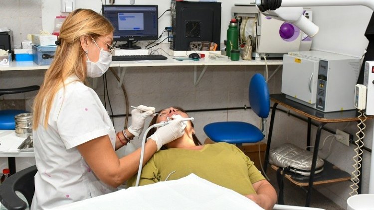 El Día Mundial de la Salud Bucodental se conmemora con actividades de prevención