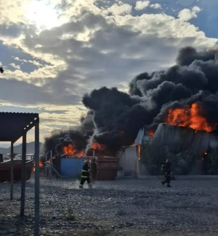 Incendio en el Parque Industrial de Chimbas generó multimillonarias pérdidas