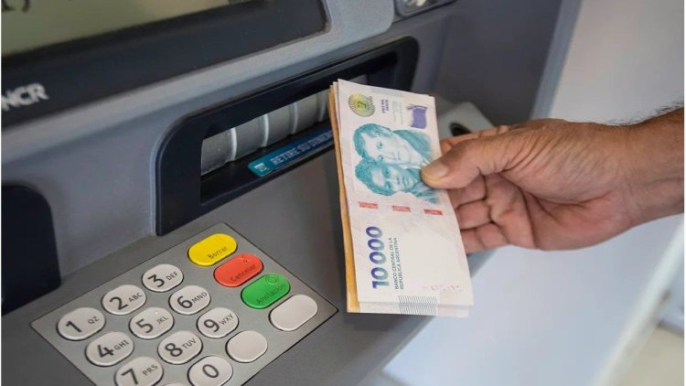 Los empleados públicos tendrán acreditados sus haberes el 31 de marzo