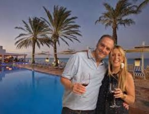 El hotel de lujo en Aruba donde habría estado Manuel Adorni: cómo es