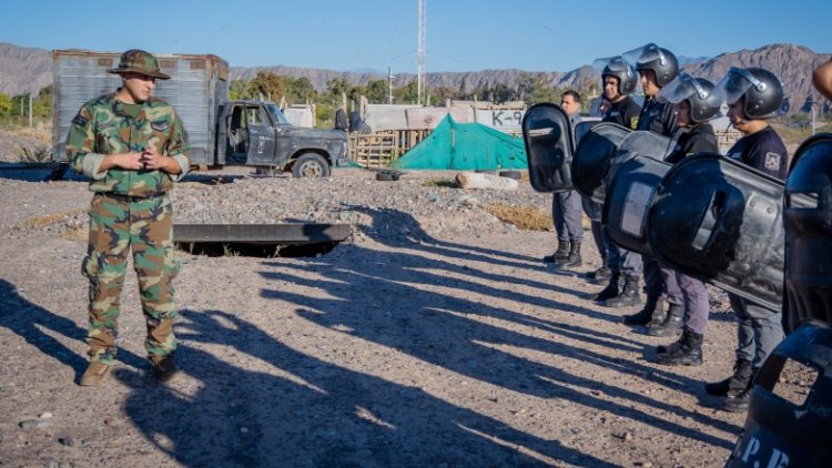 Con más de 150 efectivos avanza una capacitación clave para la seguridad penitenciaria