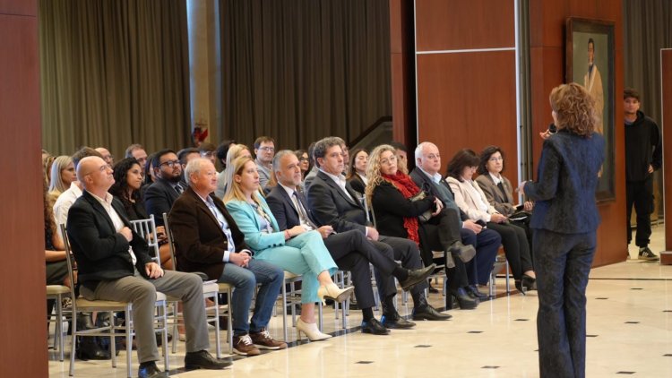 Gobierno presentó el Sistema Dual en San Juan