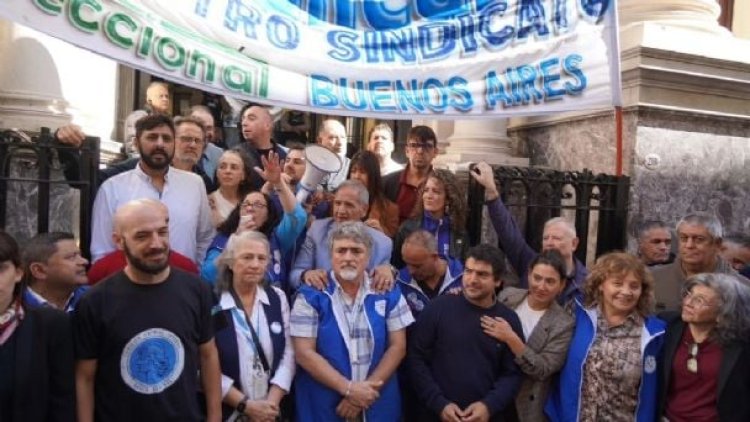 La Bancaria amenaza con profundizar el plan de lucha por el cierre de 12 tesorerías del BCRA