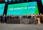 Orrego activó la campana que marcó la apertura del mercado bursátil de Toronto en la Expo San Juan Minera 2026