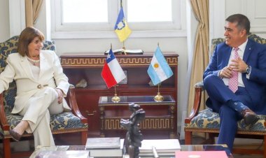 Bullrich desembarcó en Chile y se reunió con José Antonio Kast