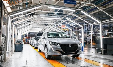 La planta que fabrica el segundo auto más vendido del país suspende su producción por un mes