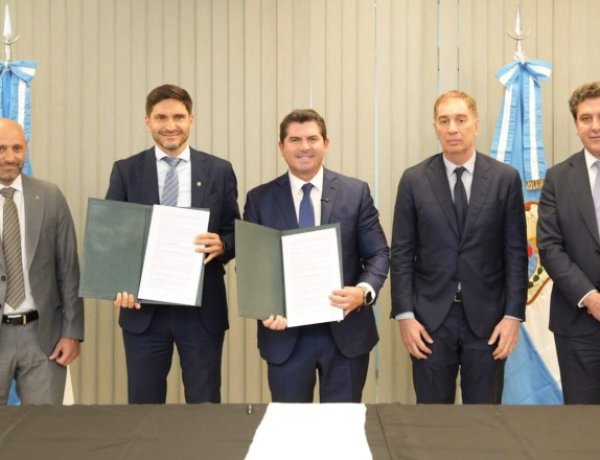 San Juan tiende puentes con el sector industrial de Santa Fe
