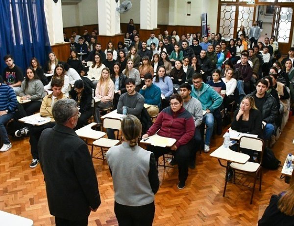 Importante número de postulantes para el examen de las Residencias de Salud 2026