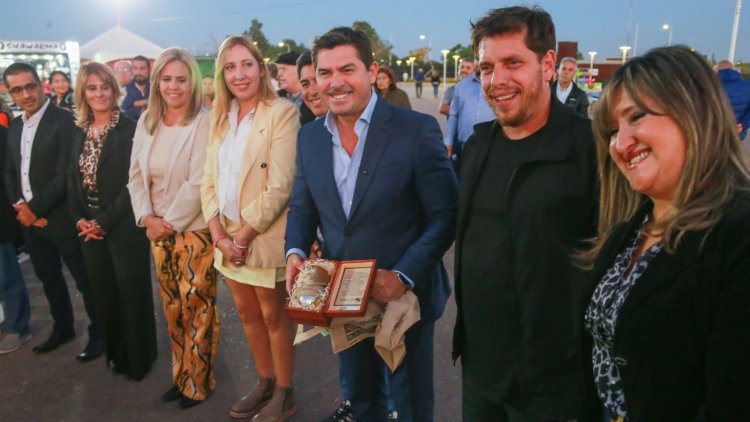 Con un fuerte respaldo al trabajo y la identidad, Orrego dejó inaugurada la 31 edición de la Feria Internacional de las Artesanías