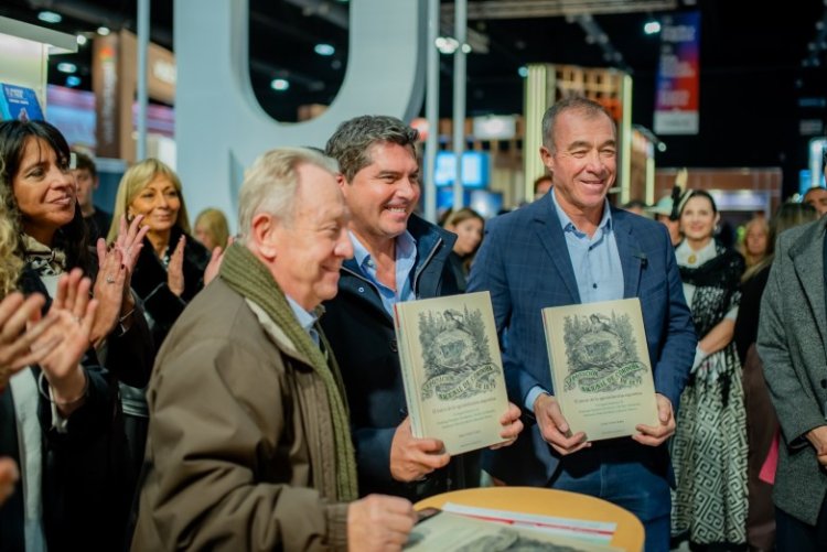 Marcelo Orrego visitó la 50° edición de la Feria Internacional del Libro en Buenos Aires