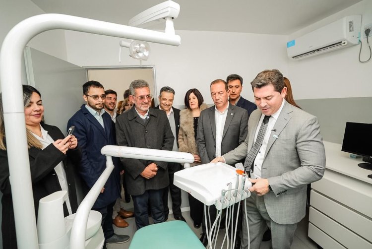 Orrego inauguró en Caucete la ampliación y remodelación de un centro de salud para dar más servicios y mejor atención