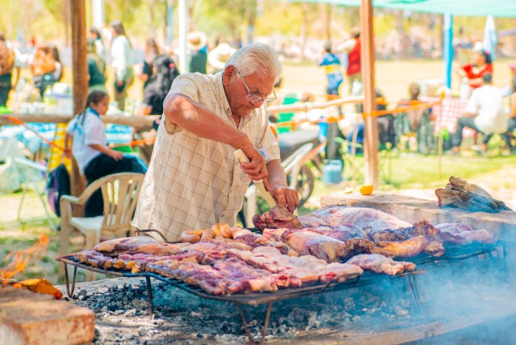 Rivadavia espera el 25 de Mayo con un gran "Locro Patrio" gratuito y peña familiar en El Mangrullo