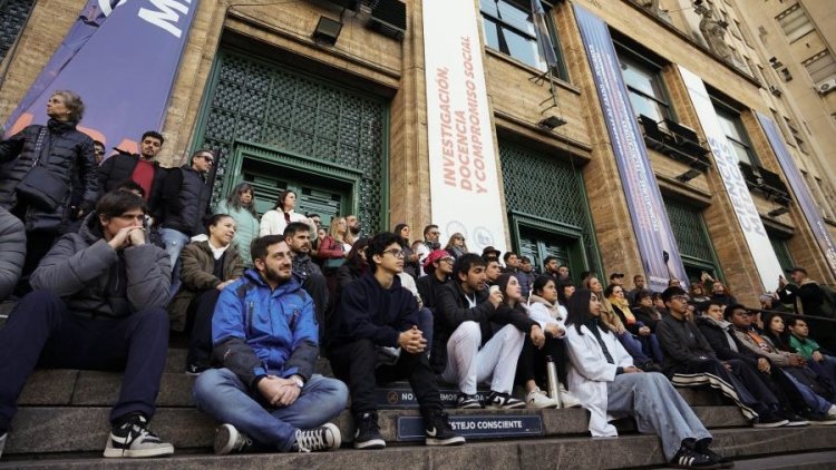 Nuevas clases públicas para exigir la implementación de la Ley de Financiamiento Universitario