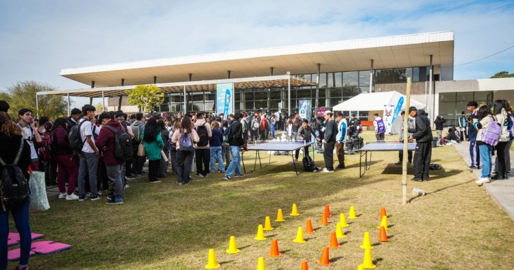 La UNSJ abrió sus puertas con la Feria Educativa