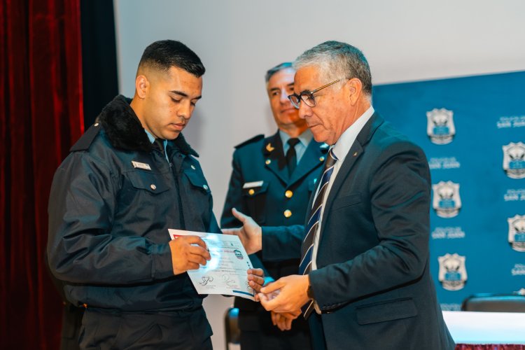 La Escuela de Conductores de la Policía celebró su 11° aniversario con nuevos efectivos capacitados