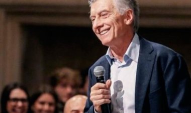 Mauricio Macri defendió la libertad de prensa y profundizó la distancia oficial