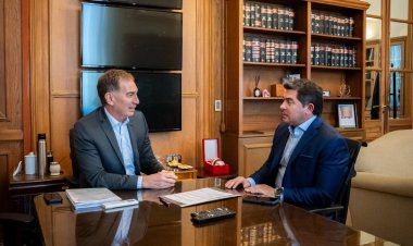 Santilli recibió al gobernador Orrego en Casa Rosada