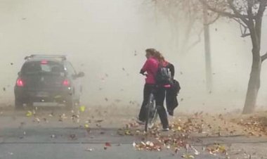 Alerta meteorológica por fuerte Viento Zonda para la tarde