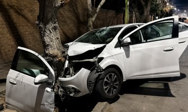 En Capital tras impactar con una camioneta el conductor muere en el lugar