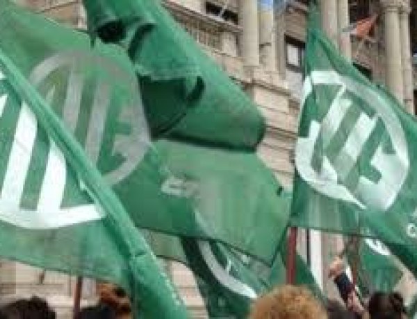 ATE reclama una suma fija de $400.000 y aumentos por encima de la inflación
