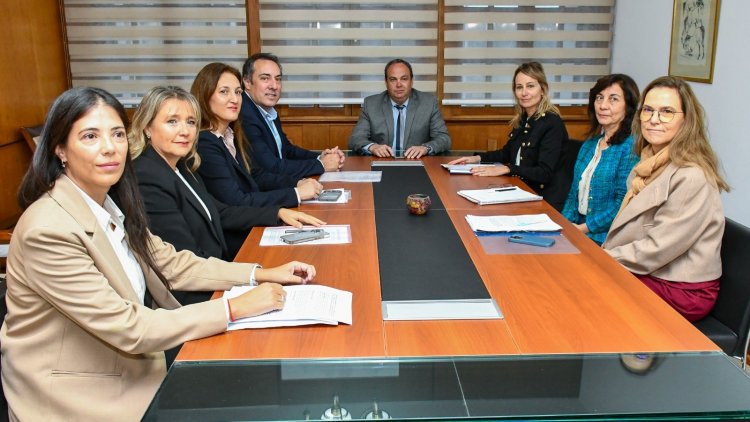 Salud y Fiscalía General fortalecen el trabajo conjunto para abordar problemáticas sociales complejas