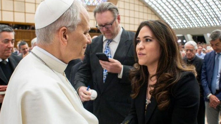 El papa León XIV nombra a una mujer laica Prefecta del Dicasterio para la Comunicación