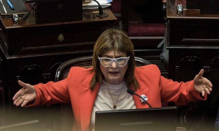 Bullrich ofreció renuncia y complica la aprobación de pliegos en el Senado