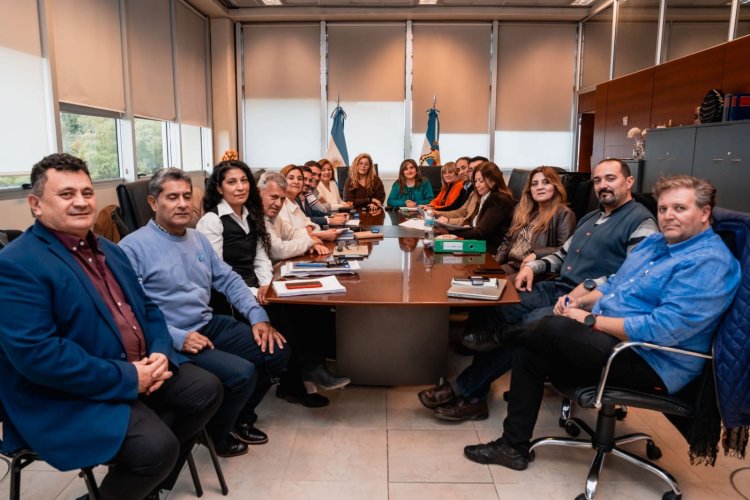 Tras 38 años directivos de Nivel Secundario y Superior podrán titularizar sus cargos