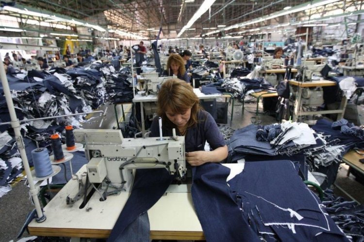Cuatro de cada diez empresas reportaron caídas en la producción y en las ventas