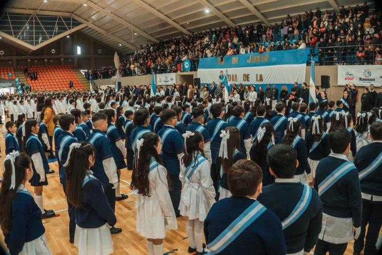 El Compromiso Nos Une 2026: más de 1.400 estudiantes de Rawson prometerán lealtad a la Bandera Argentina