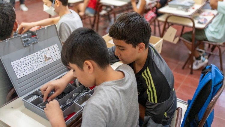 San Juan lanza centros tecnológicos en departamentos mineros