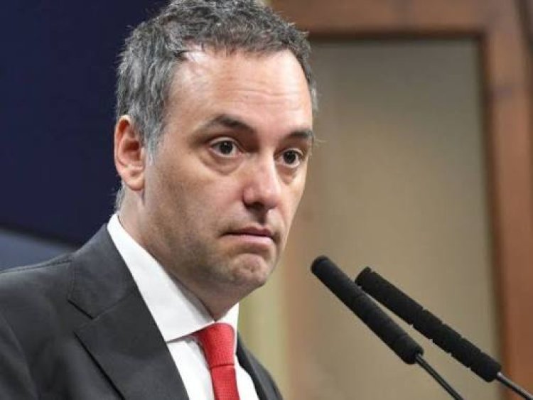 Pidieron a la Justicia la prisión preventiva de Manuel Adorni y que se le prohíba salir del país
