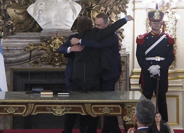 Santilli asumió en la Casa Rosada en un acto del que también participó Manuel Adorni