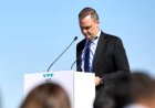 Tras renunciar a la jefatura de Gabinete, Adorni dejó el directorio de YPF