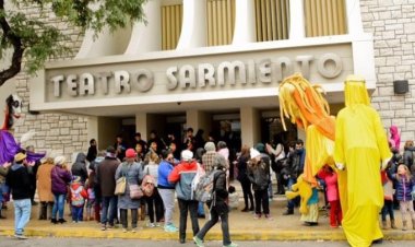 Tardes de obras, juegos y diversión en el Teatro Sarmiento