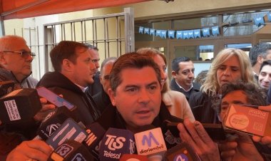 Orrego viajará al exterior para presentar los bonos ante inversores internacionales